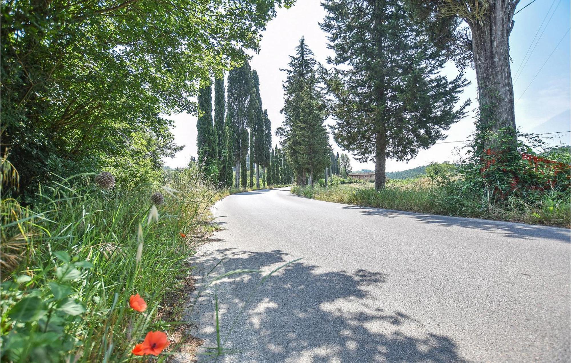 Awesome Home In Montefoscoli With Wifi Buitenkant foto