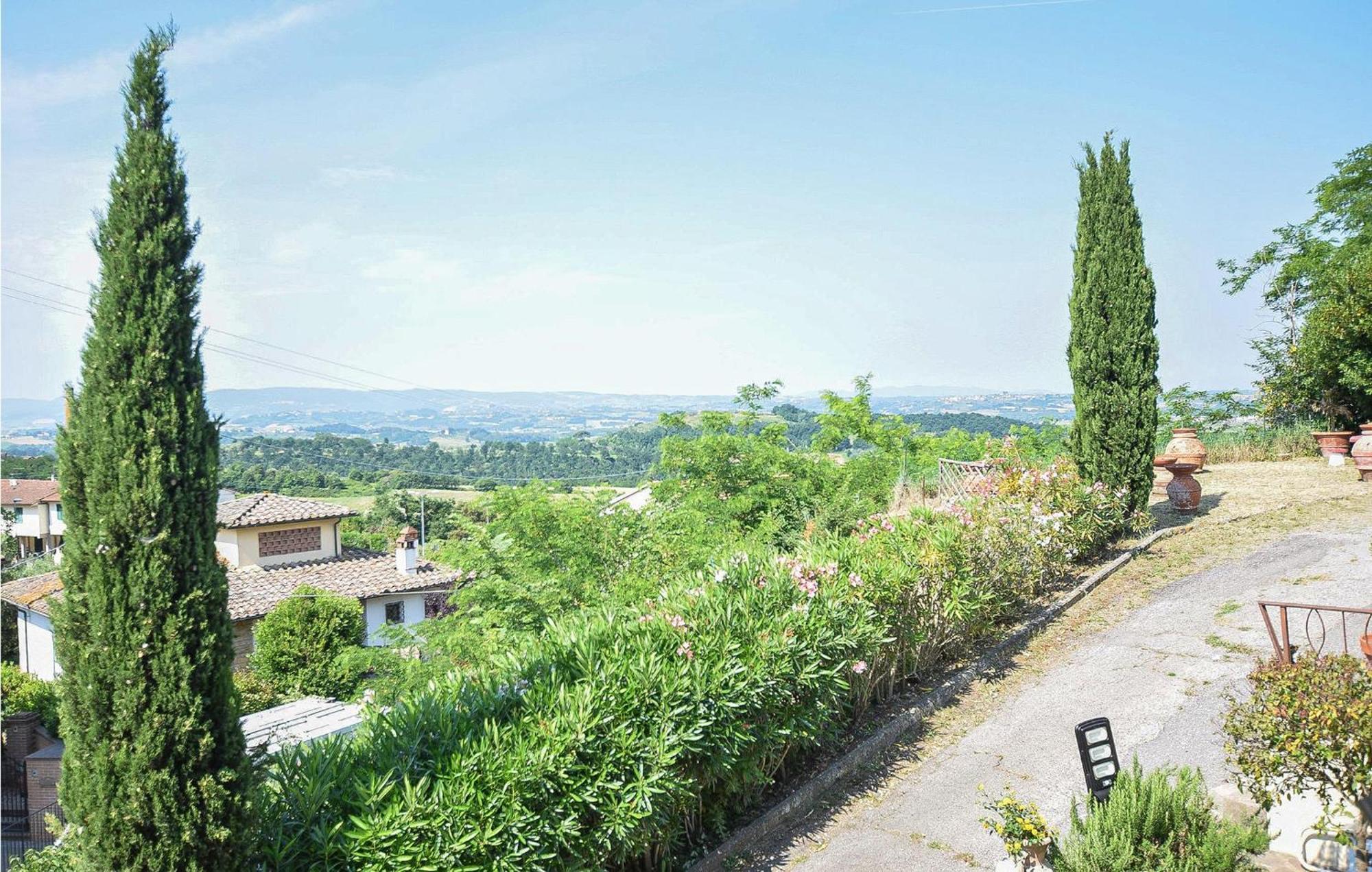 Awesome Home In Montefoscoli With Wifi Buitenkant foto